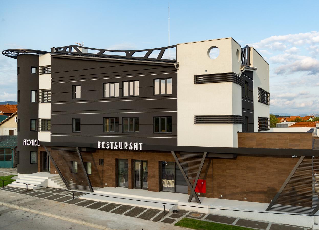 Hotel Ideo Lux Nis Ngoại thất bức ảnh