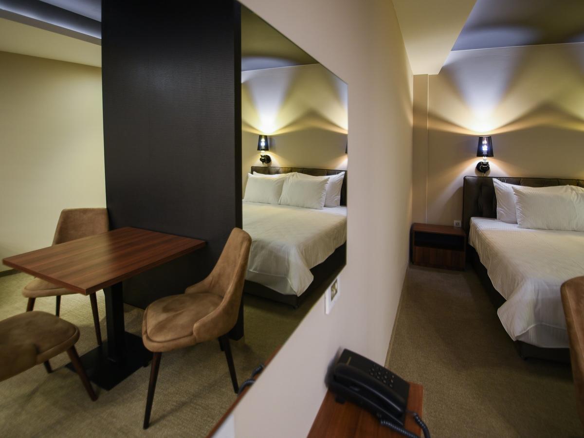 Hotel Ideo Lux Nis Ngoại thất bức ảnh
