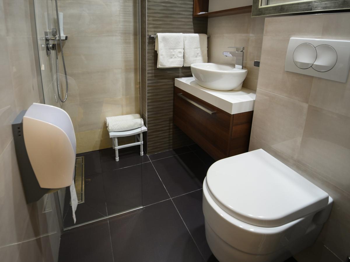Hotel Ideo Lux Nis Ngoại thất bức ảnh