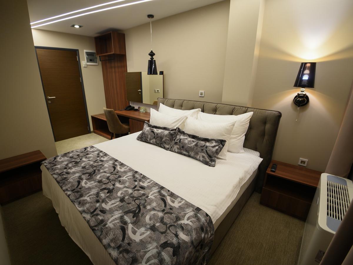 Hotel Ideo Lux Nis Ngoại thất bức ảnh