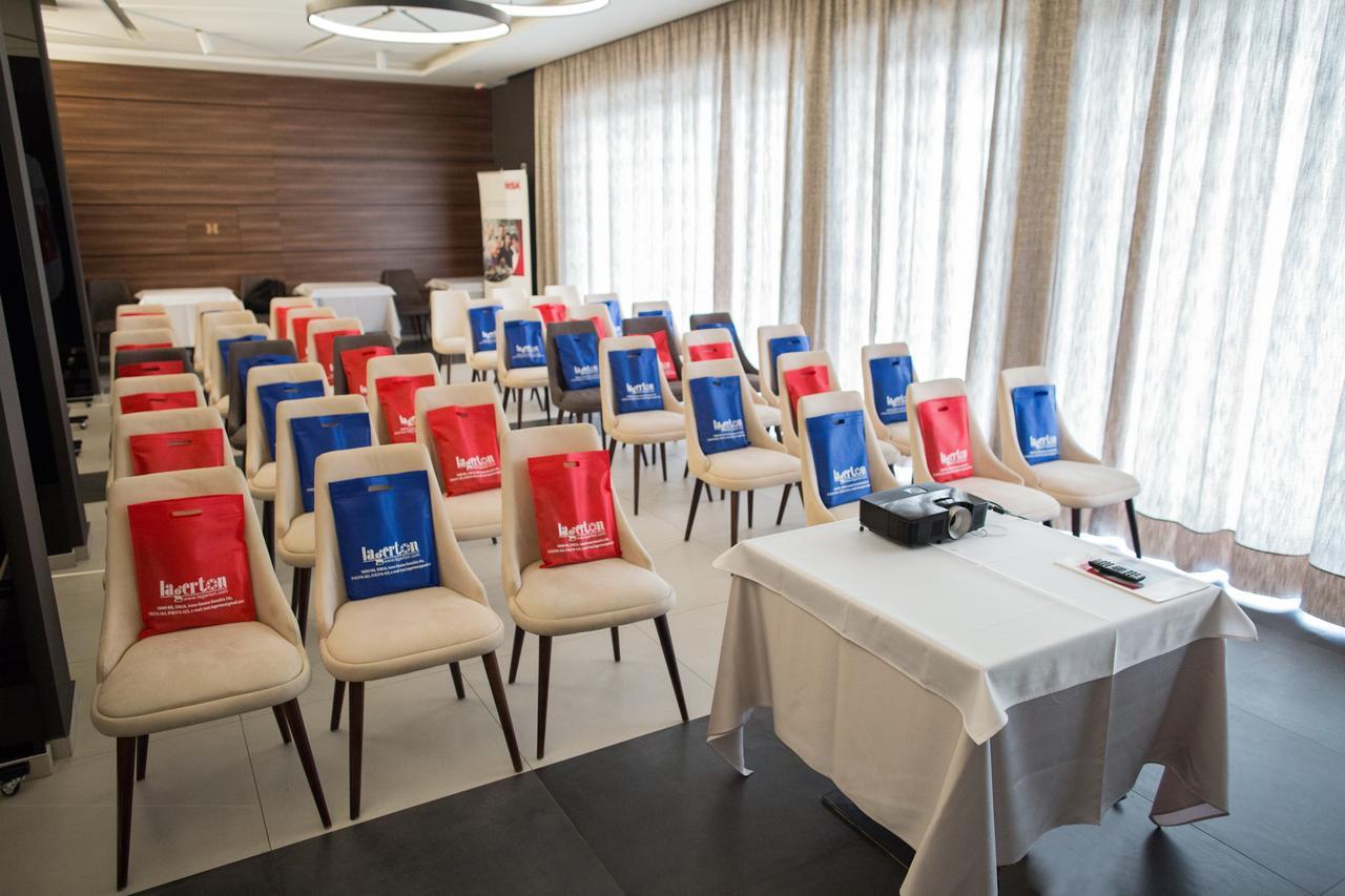 Hotel Ideo Lux Nis Ngoại thất bức ảnh